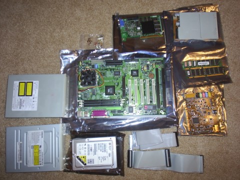 comp_parts comp_parts